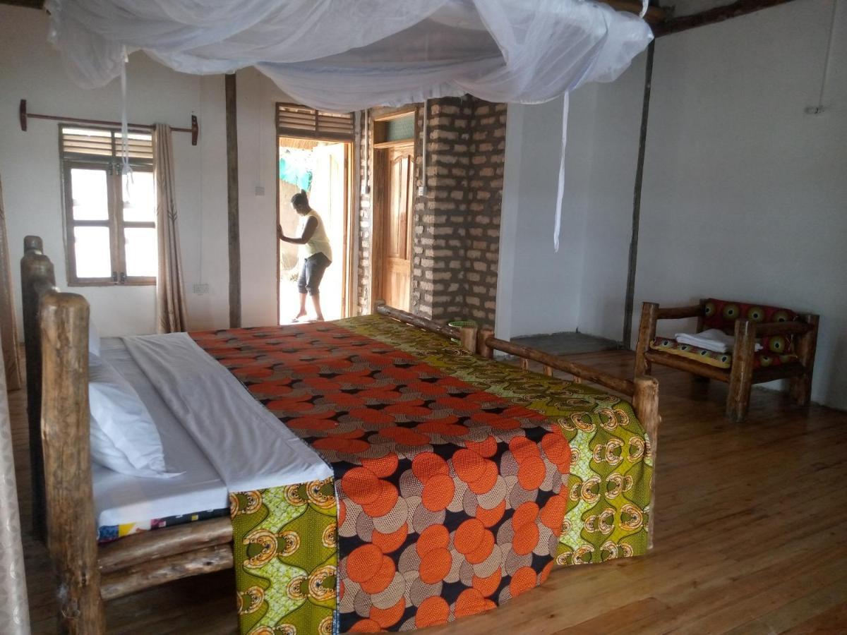 Tembo Safari Lodge Katunguru Buitenkant foto