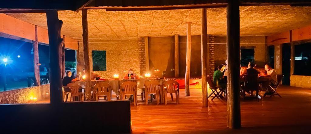 Tembo Safari Lodge Katunguru Buitenkant foto