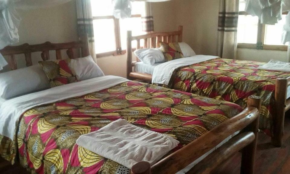 Tembo Safari Lodge Katunguru Buitenkant foto