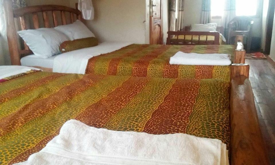 Tembo Safari Lodge Katunguru Buitenkant foto